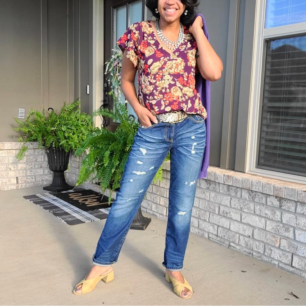 Cabi 100% Boyfriend Jeans (style 4152)